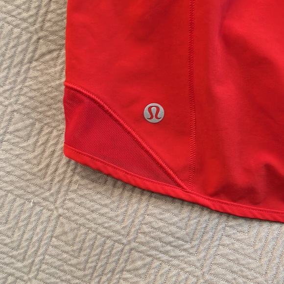 Lululemon Hotty Hot shorts - 2.5 inch, size 10. - Picture 4 of 5